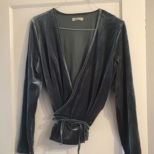 Women’s light velour wrap shirt